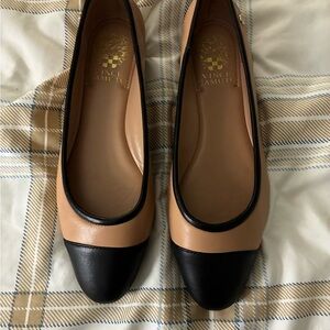 Vince Camuto Women's Black and Tan Loafers